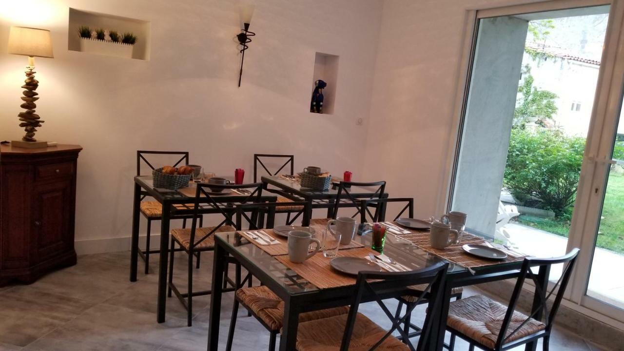 La Maison Blanche Blaye Ngoại thất bức ảnh